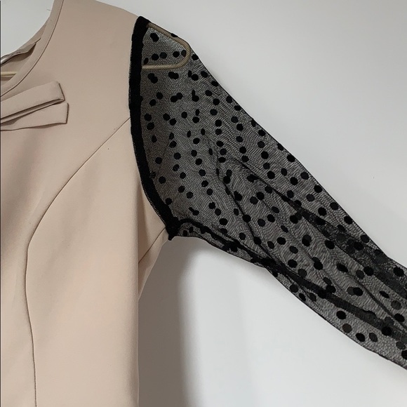 Darling bow tie shirt with sheer polka dot sleeves - Picture 2 of 4